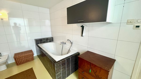 Medium property photo - Lange Beestenmarkt, 2512 ED The Hague